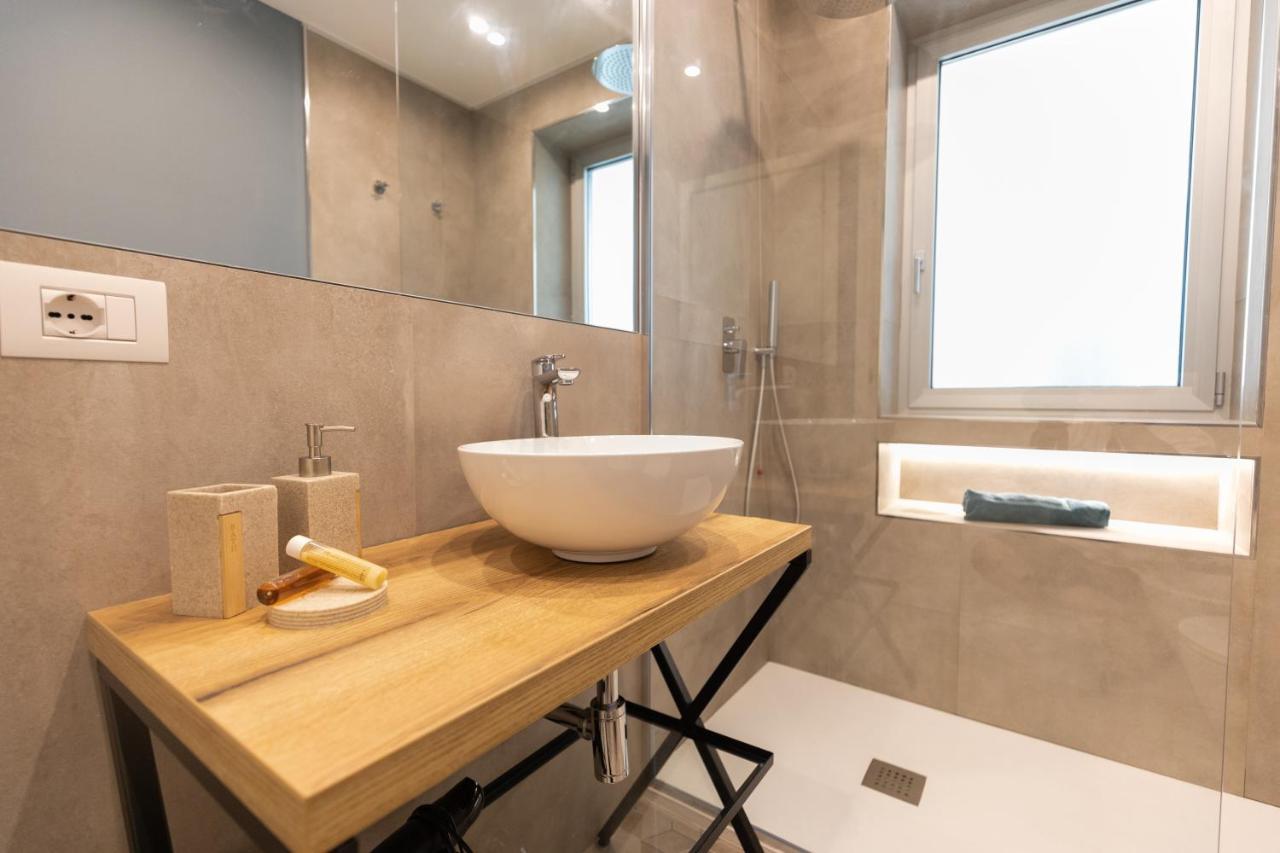 Molo Brin Rooms & Suites Olbia Exteriör bild