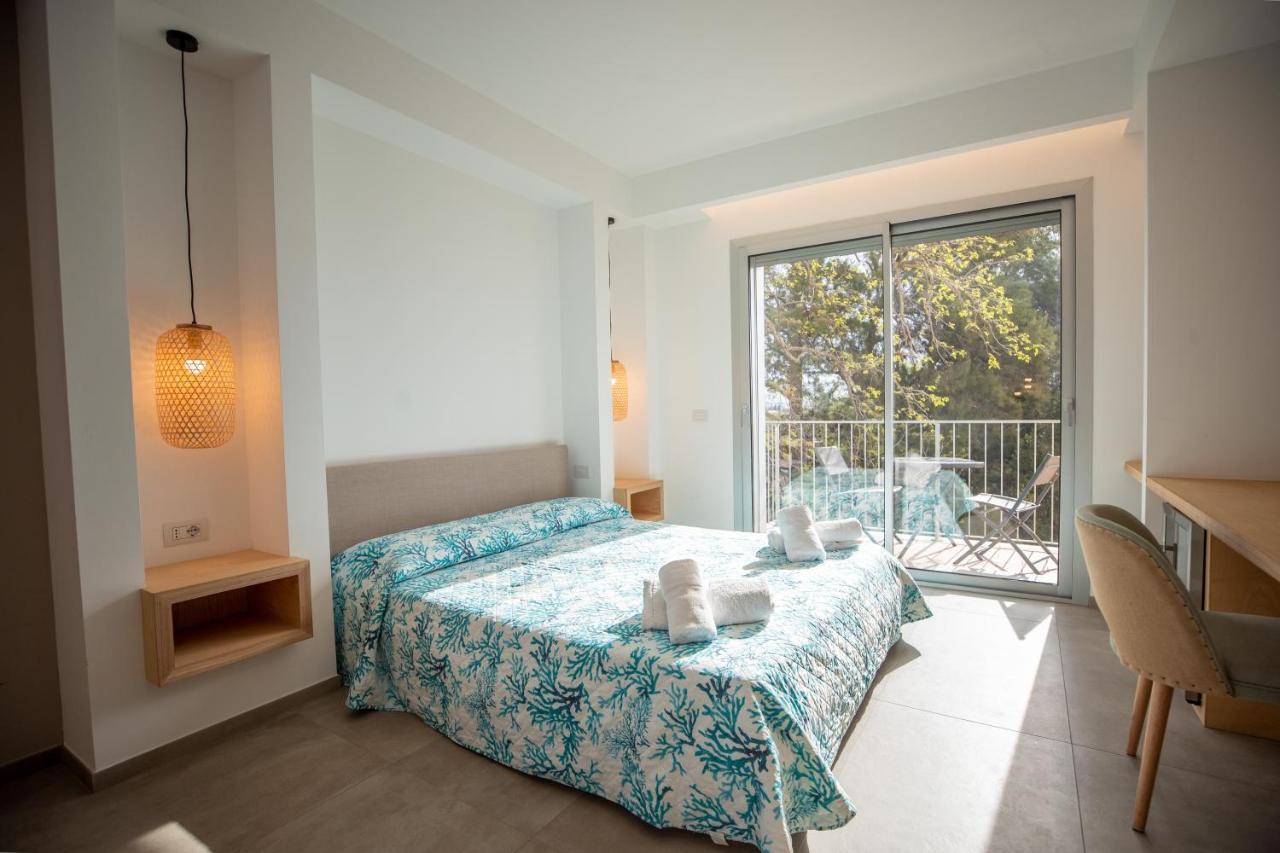 Molo Brin Rooms & Suites Olbia Exteriör bild