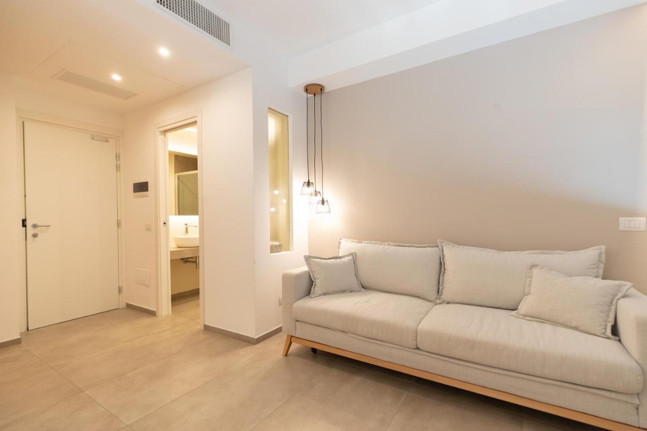Molo Brin Rooms & Suites Olbia Exteriör bild